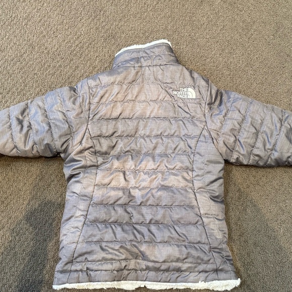 Used North Face Reversible Girls Thin Puffer XS (6) - Picture 2 of 4